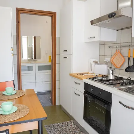 Casaviva - Cozy Bilo With Parking In Apartment Rapallo